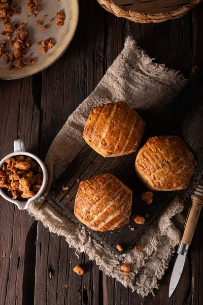 Delicioso Bollo Homeade Relleno Chicharrones Cerdo Ajo — Foto de Stock