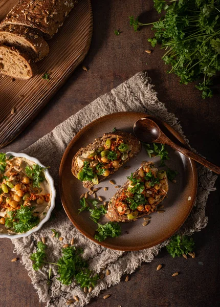 Świeże Zdrowe Jedzenie Pikantny Hummus Chlebem — Zdjęcie stockowe