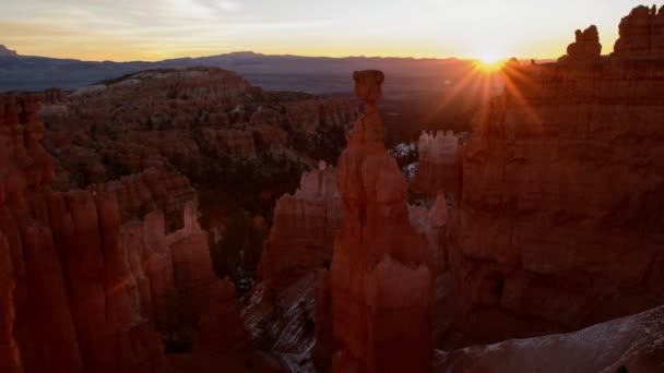 Bryce canyon soluppgång — Stockvideo