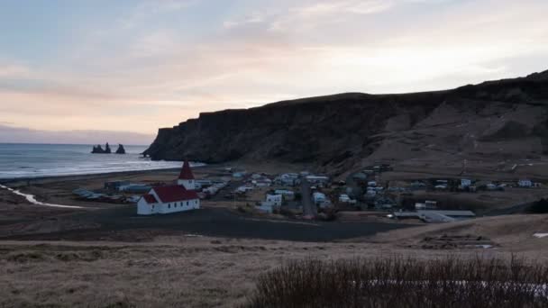Vik İzlanda kasabası — Stok video