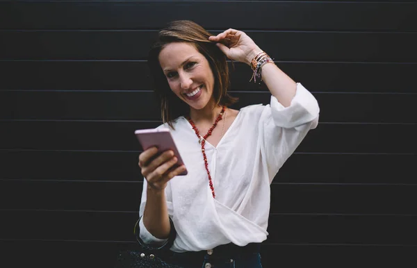 Half Length Portrait Happy Female Blogger Years Old Using Cellular — Stock Photo, Image