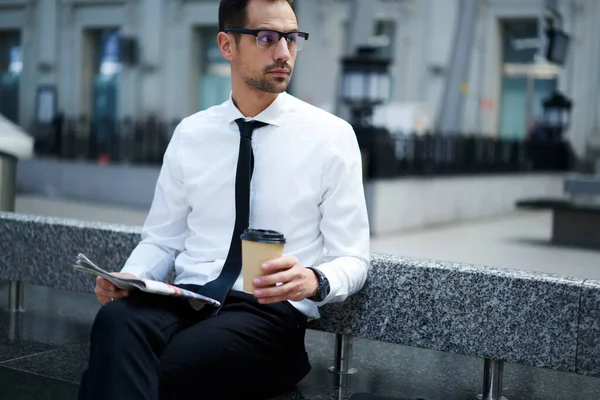 Pensive Male Manager Formal Clothes Glasses Looking Away While Reading — Stock Photo, Image
