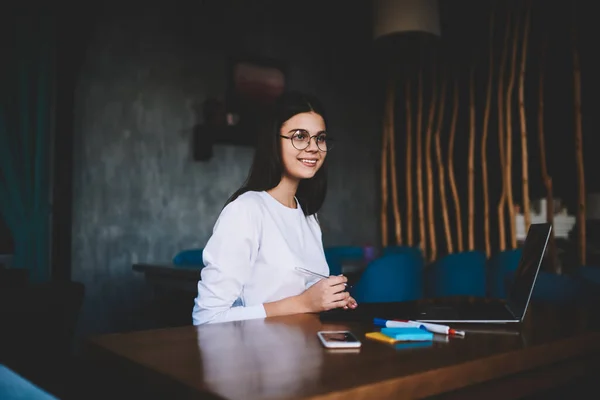 Positive Brown Haired Female Freelancer White Blouse Eyeglasses Using Laptop — Stock Photo, Image