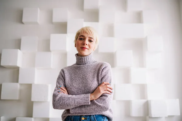 Low Angle Glad Female Casual Clothes Short Blond Hair Folded — Stock Photo, Image