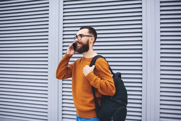 Side View Cheerful Male Backpack Eyeglasses Looking Away Having Conversation — Stock Photo, Image