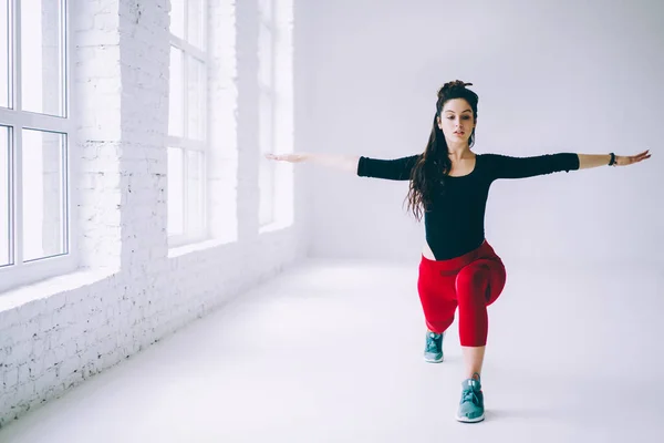 Caucasian Sportswoman Active Wear Training Gym Stretching Muscles Workout Pilates — Fotografia de Stock