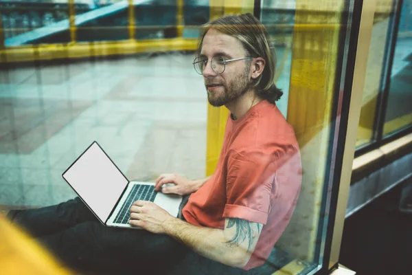 View Glass Thoughtful Freelancer Casual Wear Glasses Thinking Ideas Project — Stockfoto