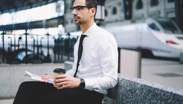 Pondering Financial Expert Trendy Eyewear Vision Protection Thinking Informative Article — Stock Photo, Image