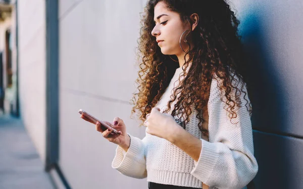 Millennial Hipster Girl Using Cellphone Application Checking Online Booking Travel — Stock Fotó