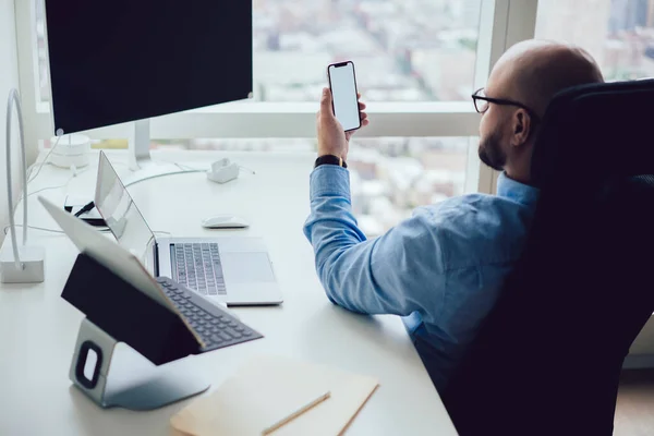 High Angle Back View Crop Thoughtful Bearded Male Employee Formal — Fotografia de Stock