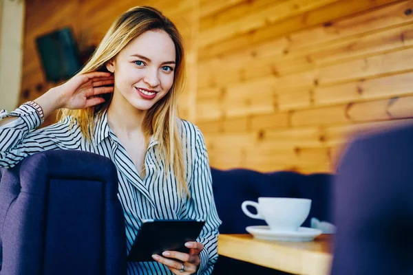 Cheerful Hipster Girl Digital Ebook Smiling While Reading Text Leisure — стоковое фото