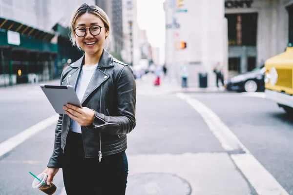 Half Length Portrait Happy Hipster Girl Using Touch Pad Device — Stockfoto