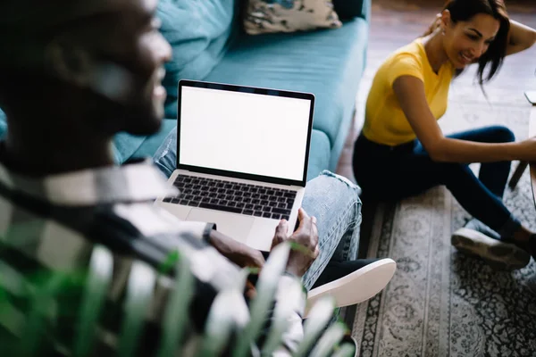 Crop African American Man Using Laptop Sitting Sofa While Ethnic — Stockfoto