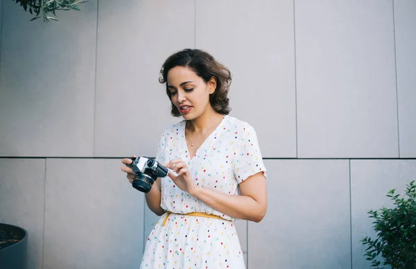 Thoughtful Female Photographer Short Hair Light Dress Photo Camera Looking — Stockfoto