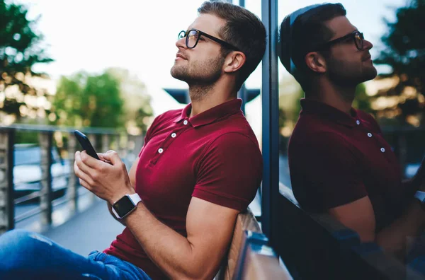 Side View Unshaven Young Male Smart Watch Eyeglasses Looking While — Stock Photo, Image