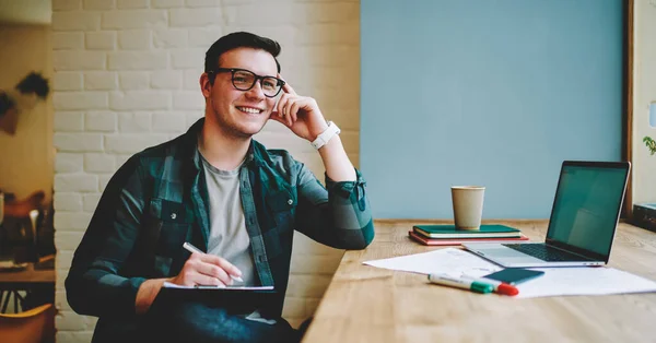 Happy Male Freelancer Casual Outfit Writing Notes New Project Sitting — Fotografia de Stock