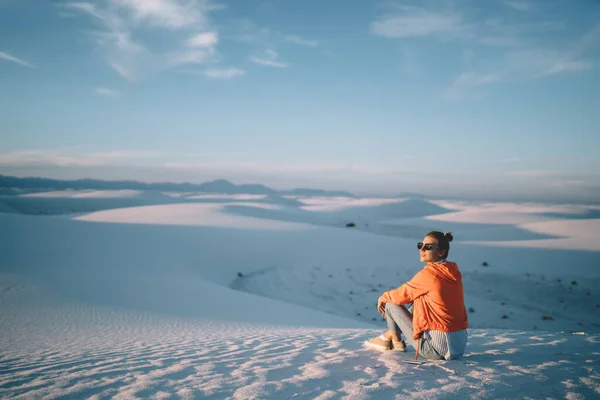 Young Female Sunglasses Activewear Admiring Majestic Landscape Clear Blue Sky — стоковое фото