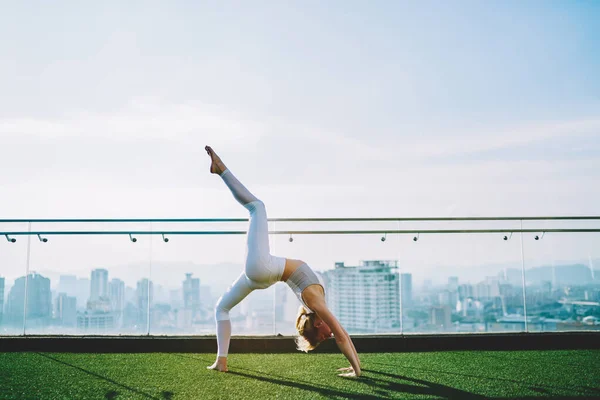 Side View Young Athletic Woman Practicing Advanced Level Yoga Taking — Foto Stock