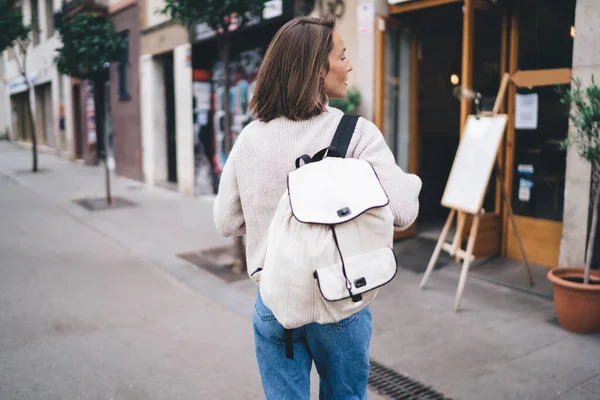 Back View Anonymous Concentrated Slender Female Traveler Casual Wear Backpack — Stock Photo, Image