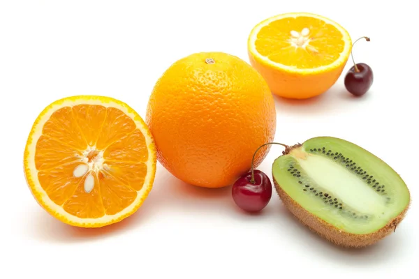 Tropiska frukter och körsbär — Stockfoto