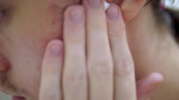 Применение Крема Бритья Бороды Щетина Близко — стоковое видео