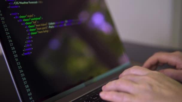 Process Developing Website Programmer Using Laptop — Vídeo de Stock