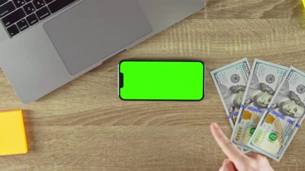 Man Sharing Application Easy Earn Money Green Screen Mockup American — Vídeos de Stock