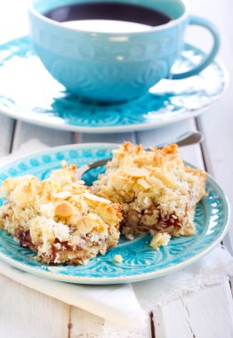 badem-Hindistan cevizi reçeli barlar