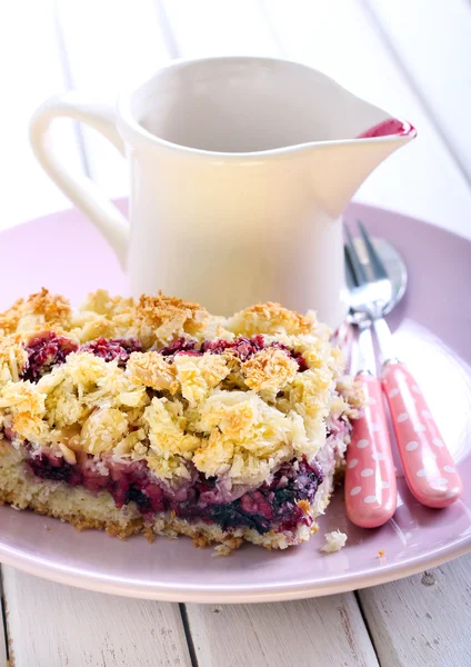 Mixed berry and fruit cake — Stock Photo, Image