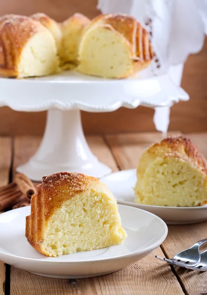 Bolo de anel de canela — Fotografia de Stock