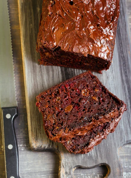 Choklad och rödbetor tårta — Stockfoto