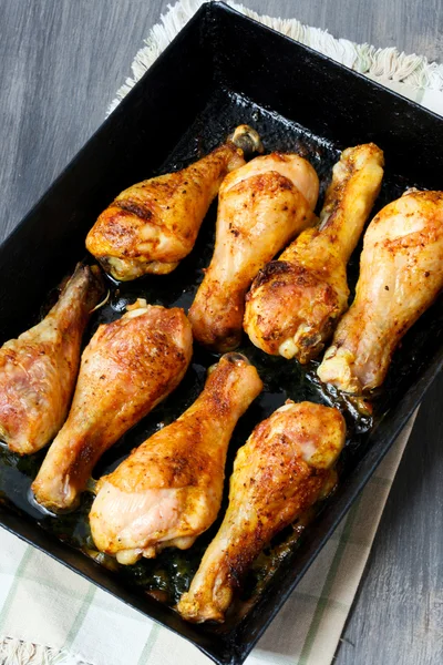 Tambores de pollo al horno —  Fotos de Stock