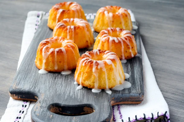 sır ile Mini bundt kek