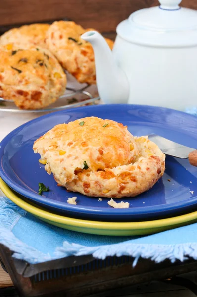 Cheddar and sweet corn scones — Stock Photo, Image