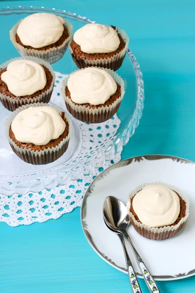 Coffee cakes with frosting — Stock Photo, Image