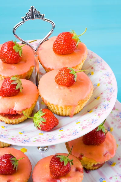 Strawberry corn cupcakes — Stock Photo, Image