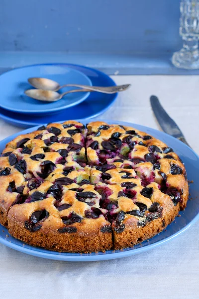 Black grapes cake — Stock Photo, Image