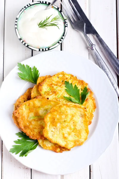 Courgette fritters — Stock Photo, Image
