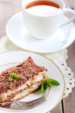 tiramisu pasta dilimi 