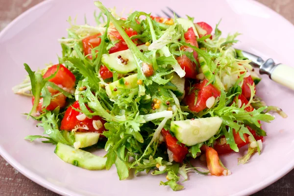 Salade — Stockfoto