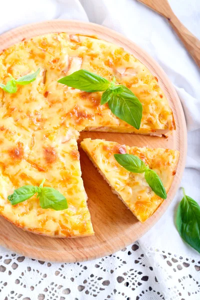 Ham and cheese pie — Stock Photo, Image