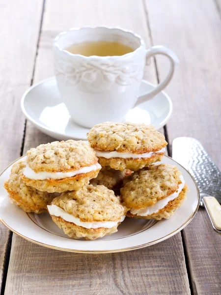 Oat sandwich cookies — Stock Photo, Image