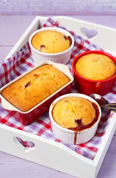 Berry and almond pudding — Stock Photo, Image