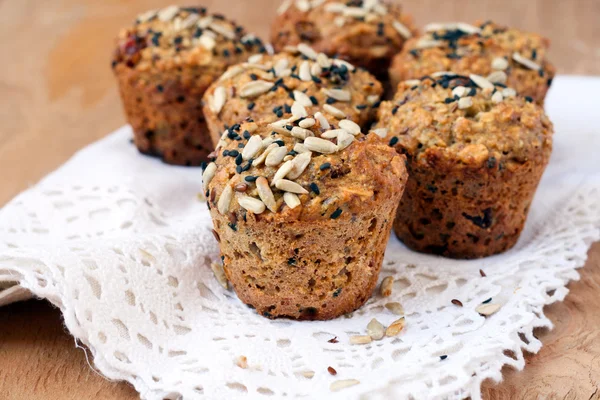 Healthy breakfast muffins — Stockfoto