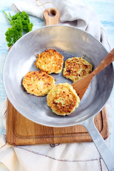 Cheese courgette dill pancakes — Stock Photo, Image