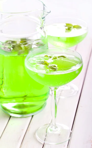 Mint spritzer in glasses — Stock Photo, Image