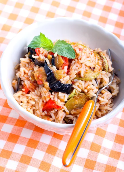 Arroz con verduras salteadas — Foto de Stock