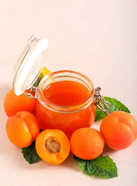 Frische Hausgemachte Marillenmarmelade Glas — Stockfoto