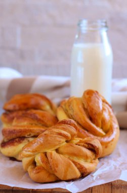 İsveç tarçınlı çörekler, seçici odaklanma