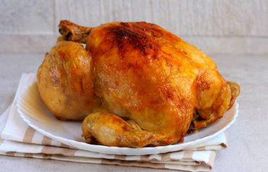 Tavuğu tabakta kızart.